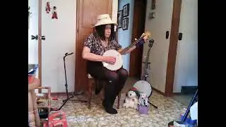 Demo of Gold Tone CC 100 banjo Gretchn plays riffs & tones to the sounds of this Cripple Creek banjo