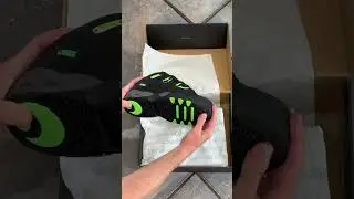 D3E black/grey/green unboxing video. #d32001 #d3 #osiris #asmr #osirisshoes