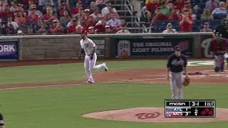ATL@WSH: Harper draws bases-loaded walk in the 2nd