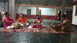 Ganpati Enna Paaliso|| Devotion Series|| Shreya Deshpande 