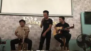 Lạc Tr&ocirc;i - Sơn T&ugrave;ng MTP | Cover by Marguerite band ft Bi Cajon