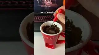 Отправьте это тому, кто тоже одинок 😭 #ДеньСвятогоВалентина #шоколад #фондю