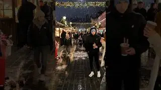 A Snowy Evening at Edinburgh Christmas Market ❄❄ #snowfall #edinburgh #scotland #uk #trending #reels