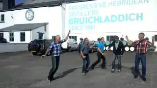Whiskydans av dalmasar i Islay