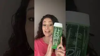 Two of my favorite hair products! Shocking&hellip;..isn&rsquo;t it!?!? 🧐😱🤣 #prell #lalooks #lalooksgel #curly