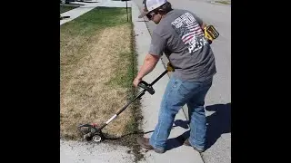 Dewalt DCST972 60v attachment string trimmer in action. Edging my neighbors very over grown sidewalk