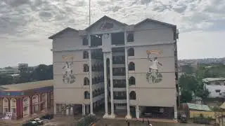 À quoi ressemble une université privée de medecine en Afrique ( Université Kofi Anan de Guinée ).