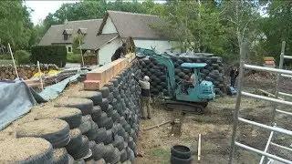 Construction d'une maison en pneus &agrave; Ligny-le-Ribault dans le Loiret
