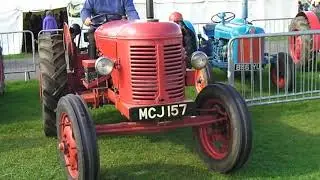 1954 David Brown 25D 2.5 Litre 4-Cyl Diesel Tractor (32HP)