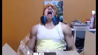 TYLER1 UNBOXING
