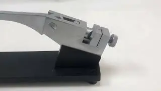 Orthopedic surgical bone plate bender