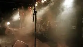 De H&oslash;je H&aelig;le - at Loppen dec 2012