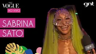 Já virou tradição: João Vicente entrevista Sabrina Sato | Baile da Vogue 2020