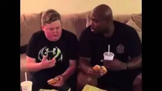 Vine #385 | Brandon Bowen - Someone else's food always taste better