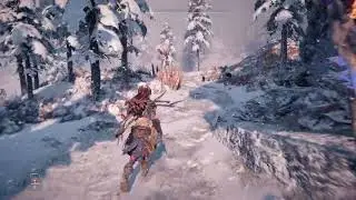 Horizon Forbidden West: Apex Burrowers, Lancehorns. Get Stone Crest