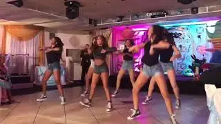Jadah in Wonderland 🦋 Surprise Dance