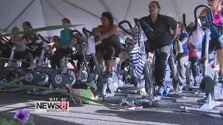 Outdoor spin class raises money for M.S. research