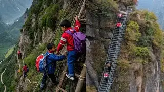 China Villagers living on cliffs | Most dangerous cliff way to the village || Green Unreal
