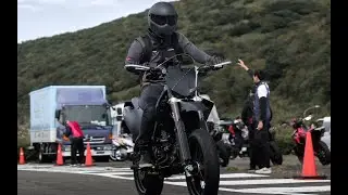 【走行インプレッション】カワサキ Dトラッカーのフルカスタム車で箱根の峠道を走ってみた