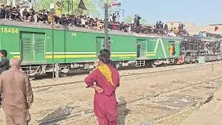 Karbala Pilgrims at Rohri railway station 
