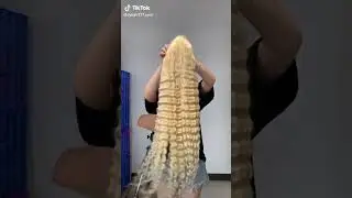 Gorgeous long blonde wig 28 inces Ft.Dyhair777