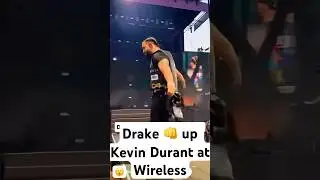 Drake daps up Kevin Durant at wireless performance 🎤👀