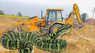 JCB  working a factory work in progress snake 🐍 video JCB 