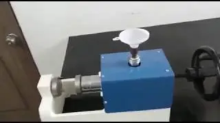 Refilling oil in hydraulic Universal Strength Machine VUN By Versatile