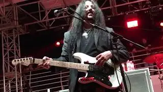 Autograph-epic guitar solo by Jimi Bell-2020 monsters of rock cruise
