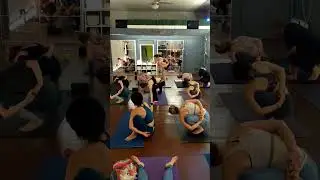 A peak into Jillian Modes Tuesday 7pm Level 2 Hot Yoga class at Veda Yoga Center #hotyoga #yogastyle