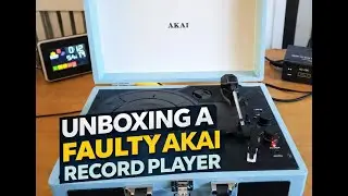 This Akai Portable Record Player Is Broken&hellip; Let&rsquo;s Take a Look