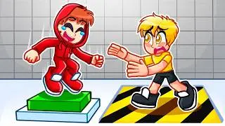 Playing 2 PLAYER TEAMWORK PUZZLES in Fortnite!