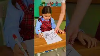 🖌️Can GLUE Help Paint Neatly? Try This IDEA! #kidsvideo #hack