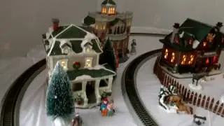 Bobs HO Trains 2016 Christmas Village with Bachmann On30 Trains and Trolley