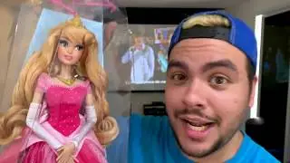 LUCCAS NETO ABRINDO E MOSTRANDO SEUS BRINQUEDOS DA DISNEY !!!