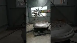 Tank head and tank polishing and buffing machine