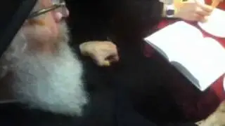 Reb Nosson Tzvi Finkel making havdalah