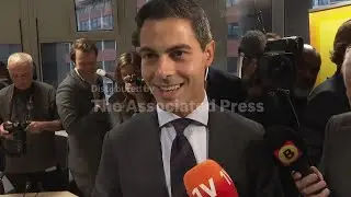 D66 leader celebrates 'historic' result as Dutch election heads for neck-and-neck finish