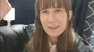 ASMR - tapping, clicking, lip gloss pumping, gloves pulling and plucking.