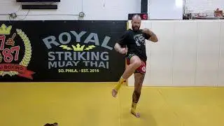 Head Coach AAron Meisner from Royal StriKing shadowboxing knees for Muay Thai.
