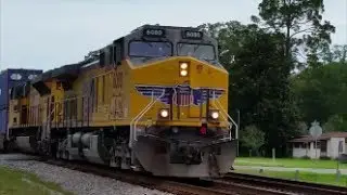 [UP]6080 GE AC44CWCTE & [UP]8509 EMD SD70ACe Leads Fast Moving Q037-10 With Nice K3HA Folkston GA