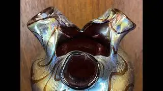 Otto Thamm / Fritz Heckert biomorphic changeant vase