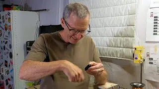 What Are Handmade Guitar Pickups?
