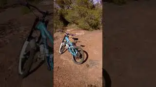 My bike Commen&ccedil;al supreme Dh v3 and beatiful views of another area.