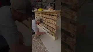 Pallet bar #diyproject #palletprojects #palletproject #easydiy #repurposed