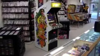 Teamplay's Centipede Millipede MIssile Command 3 in 1 Multigame Arcade Cabinet!