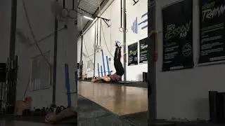 TUCK DRAGON FLAG (GYMNASTIC) | LUZIVALDO REIS