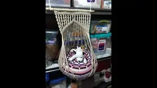 NelaCreaciones Colgante para gato, en macramé.