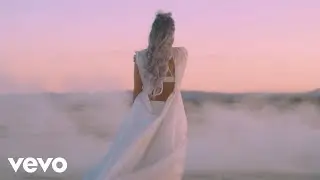 Delaney Jane - HOWL