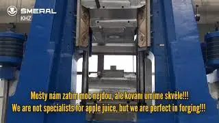 Buchar &Scaron;meral KHZ versus jablko. / Hammer versus apple.